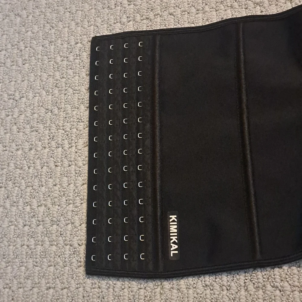 Girdle - Picture 4 of 5